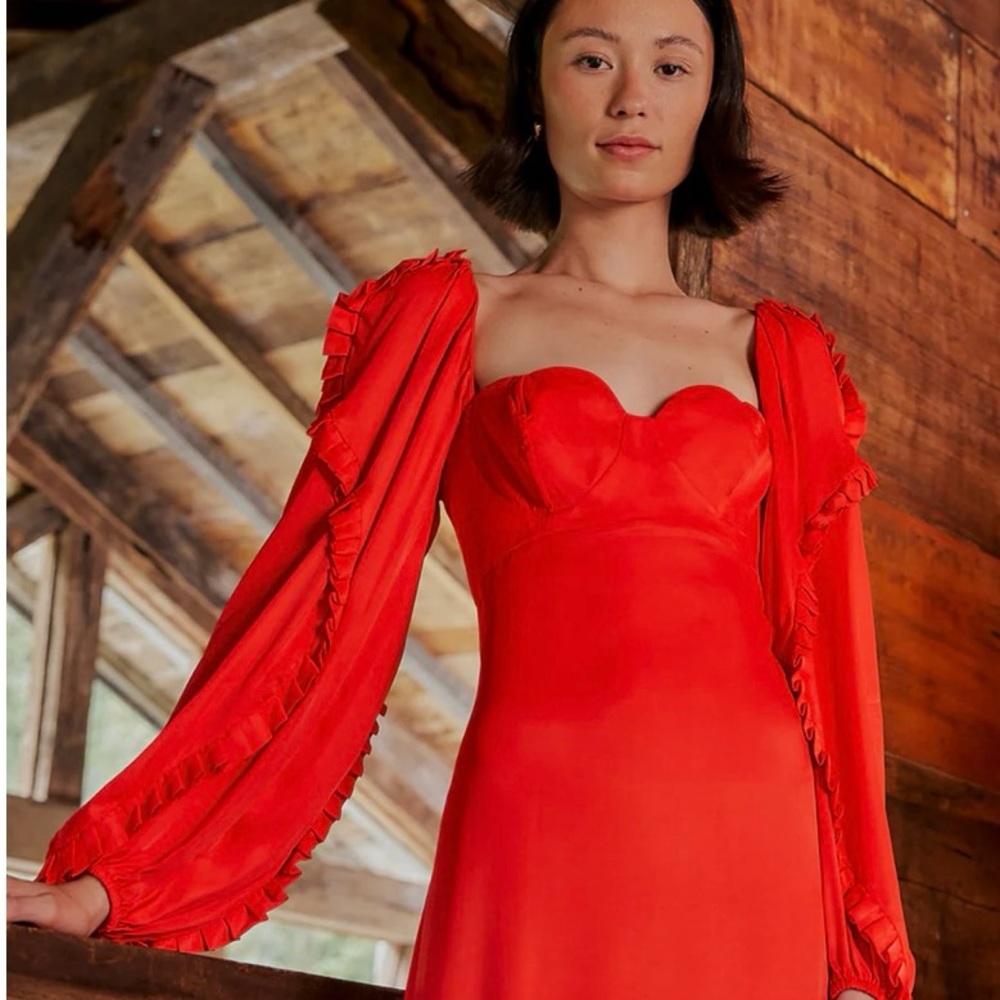 FARM RIO Heartshaped Neckline Red Long Sleeve Midi Dress - M (BRAND NEW)